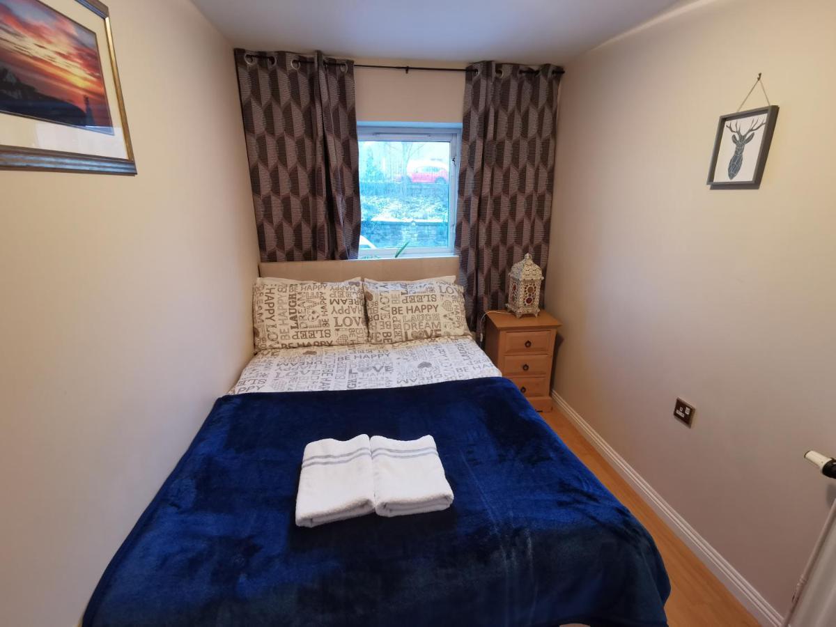 אדינבורו 4-Bedroom Apartment Perfect For Families! מראה חיצוני תמונה